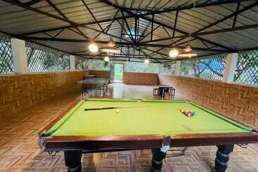 Click Resort Corbett Tiger Den