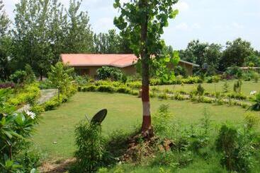 Click Resort Corbett Tiger Den