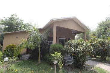 Click Resort Corbett Tiger Den