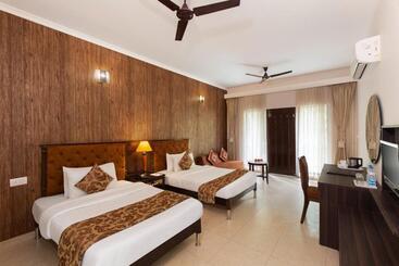 Click Resort Corbett Tiger Den