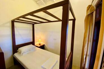 هتل The Horizon Hill Top Villa