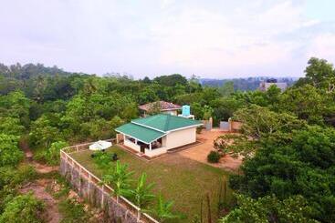 هتل The Horizon Hill Top Villa