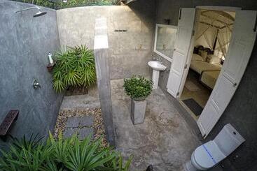 هتل The Horizon Hill Top Villa