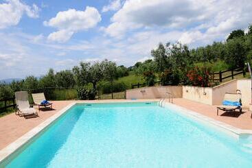 هتل Villa Rosy