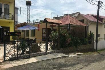 هتل Villa Ureki