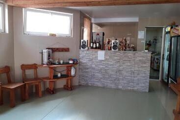 هتل Villa Ureki