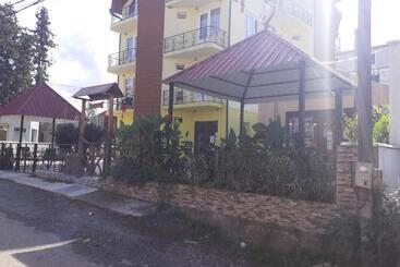 هتل Villa Ureki
