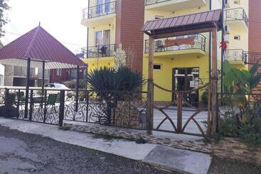 هتل Villa Ureki