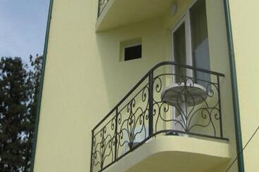 هتل Villa Ureki