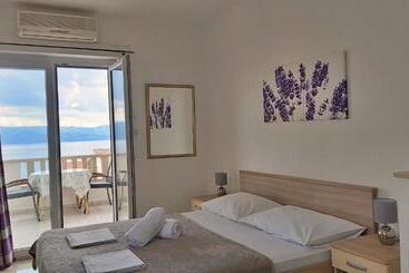 پانسیون Apartments Nemira