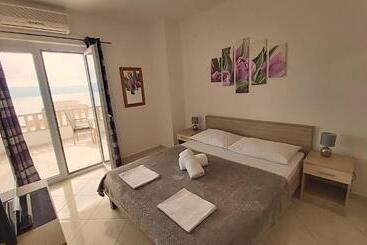 پانسیون Apartments Nemira