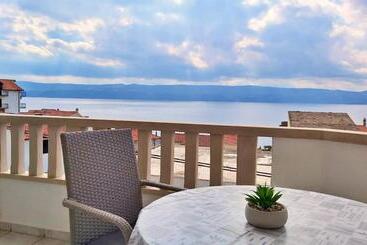 پانسیون Apartments Nemira