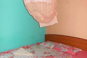 پانسیون Rocky Guesthouse