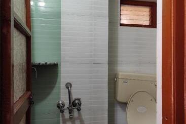 پانسیون Rocky Guesthouse
