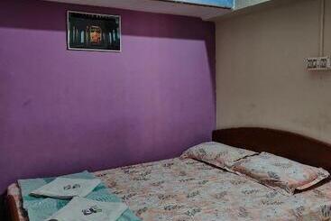 پانسیون Rocky Guesthouse