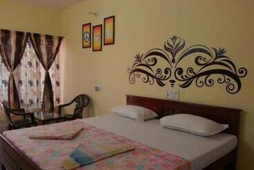 ペンション Silver Moon Guest House