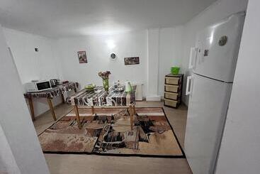 پانسیون Vila Khalo