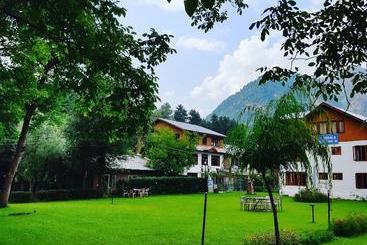 펜션 Zebrina, Pahalgam