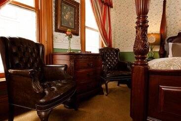 هتل Kalamazoo House