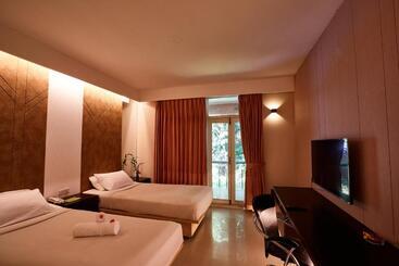 Foy S Lake Resort