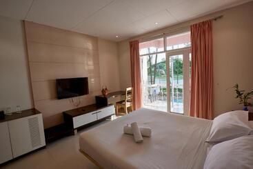 Foy S Lake Resort