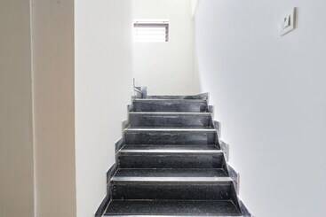 فندق Fabexpress Gulmohar Grande
