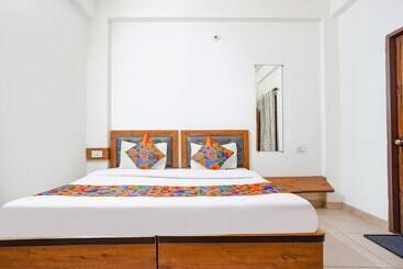 فندق Fabexpress Gulmohar Grande