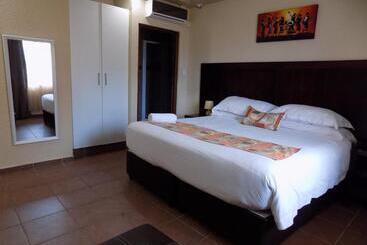 هتل Margate Beach Lodge