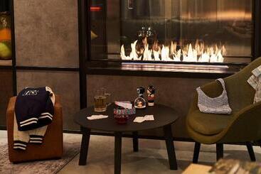 هتل Moxy Essen City