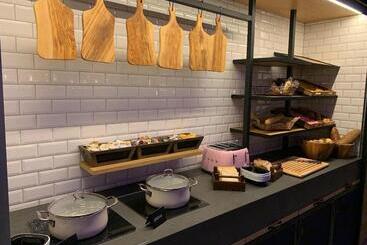 هتل Moxy Essen City