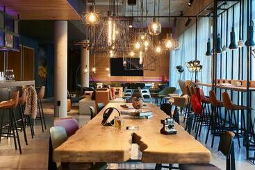 هتل Moxy Essen City