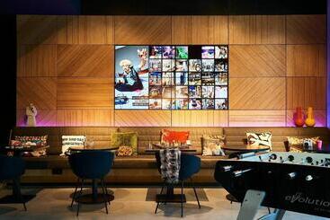هتل Moxy Essen City
