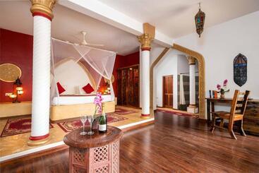 هتل Natural Kendwa Villa