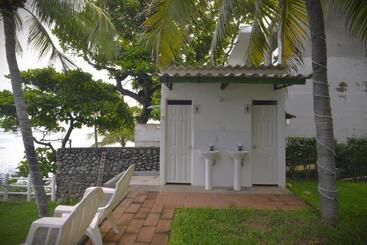 هتل Rocasol Casa D´mar