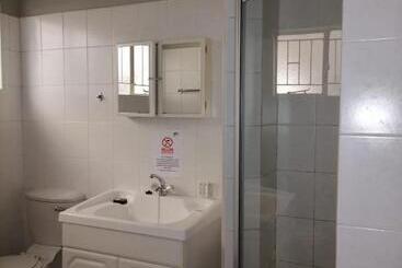 پانسیون Ndzuti Guest House
