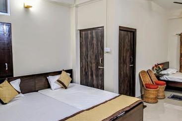 پانسیون Townhouse   The Urban Inn