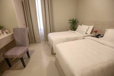 استراحتگاه Saken Village