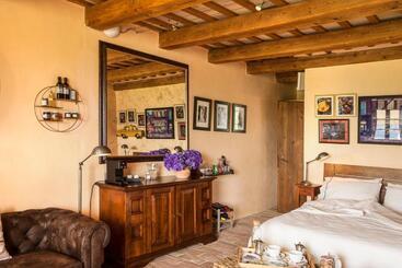 تختخواب و صبحانه Casa San Ruffino