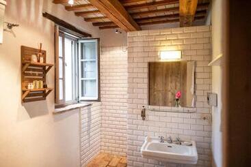 تختخواب و صبحانه Casa San Ruffino
