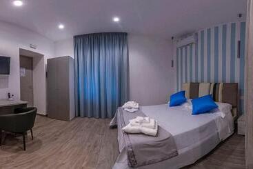 تختخواب و صبحانه Le Origini Rooms&suite