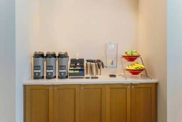 هتل Fairfield By Marriott Inn & Suites Cape Coral North Fort Myers
