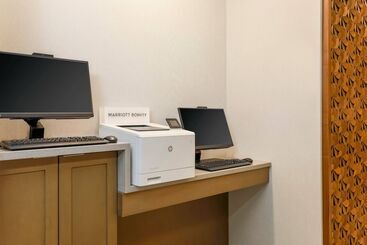 هتل Fairfield By Marriott Inn & Suites Cape Coral North Fort Myers
