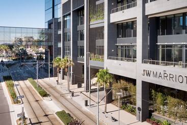 هتل Jw Marriott Tampa Water Street