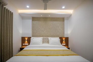 هتل Laxmi Cityside