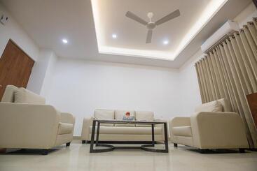 هتل Laxmi Cityside