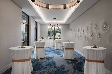 هتل Residence Inn By Marriott Jacksonville Mayo Clinic Area