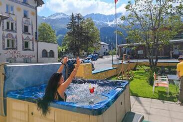 مُتل Grischalodge Das Hotel Mit Bergblick Seit 1929   Bitte Beachten Sie Beim Buchen Auf Die Zimmerkatego
