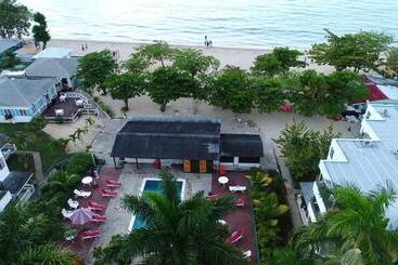 Negril Beach Club Condos