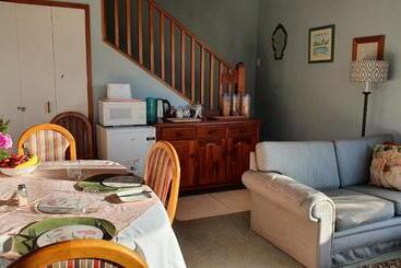 Century House B & B Flatlette