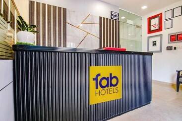 Fabhotel Chawla House